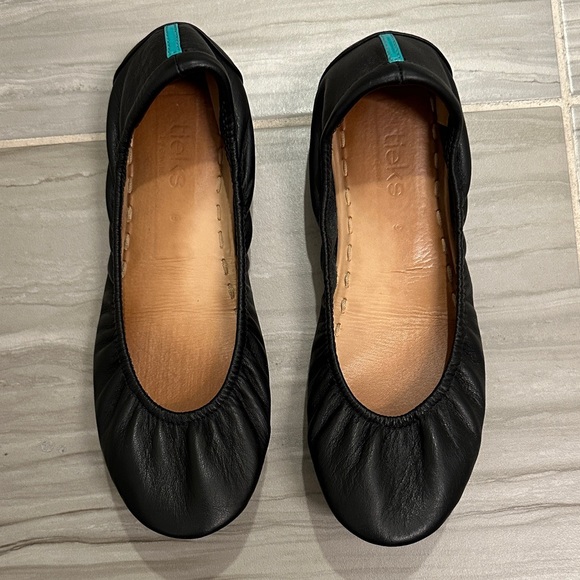 Tieks Black Leather Ballet Flats - Picture 1 of 11